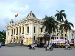 640px-Opera_House_-_Hanoi_-_Vietnam