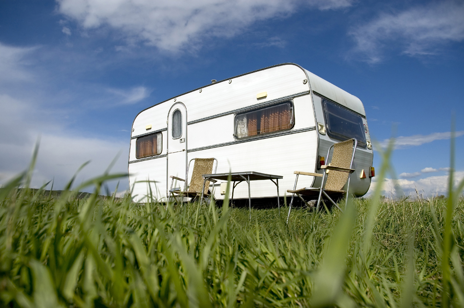 Vivre dans une caravane, une idée qui séduit les touristes pendant les vacances Voyageons