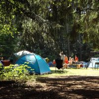 Comment assurer le confort du bébé au camping?