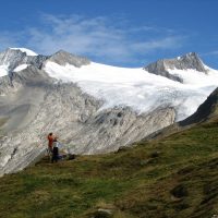 Les Alpes, paradis des randonneurs et des sportifs amateurs de sensations fortes